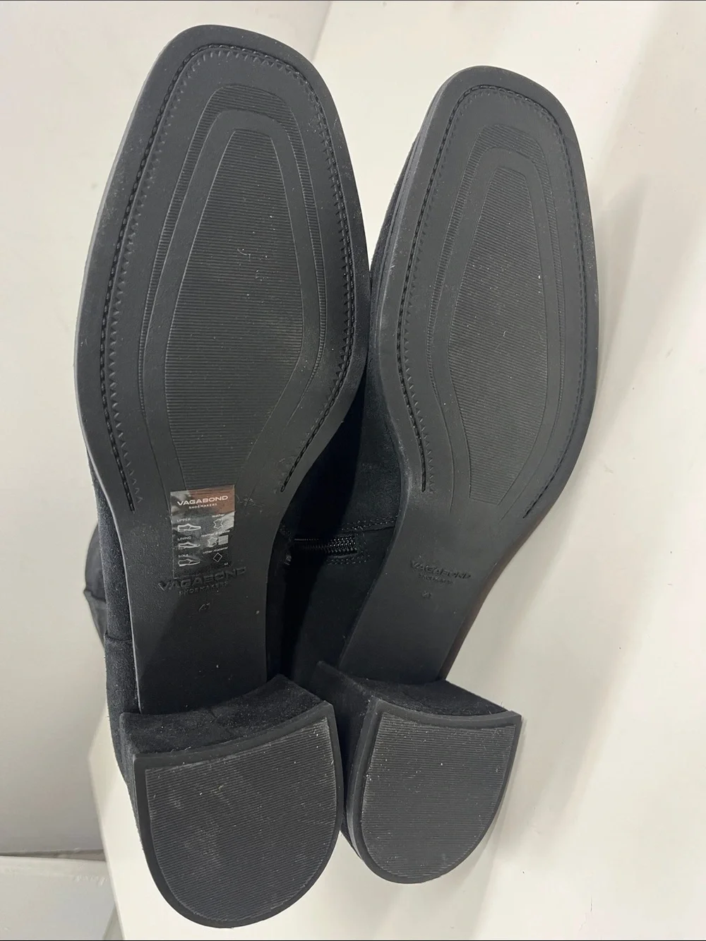 New Vagabond Shoemakers Stina Suede Boot in Black Size 41